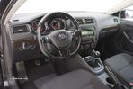 VW Jetta 2.0 TDI Confortline - 3