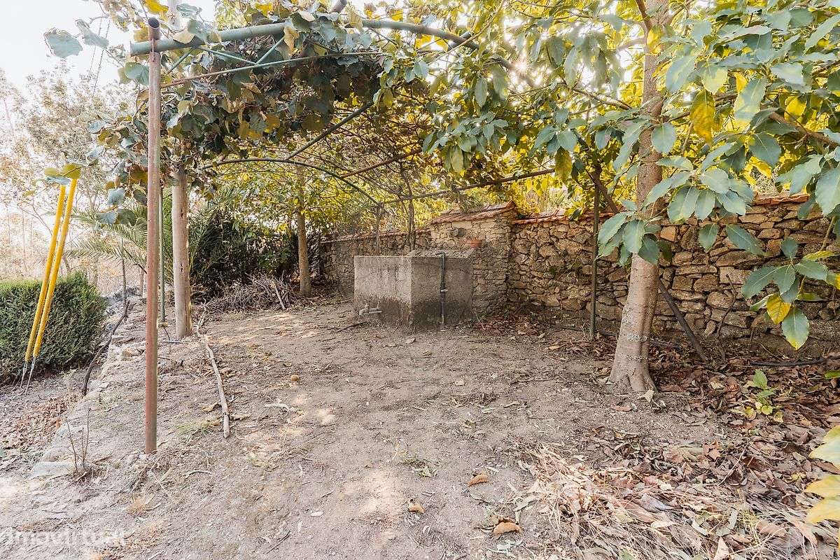 Moradia T2 para venda-23