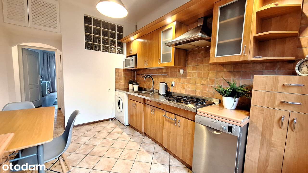 Klimatyczne 2 pokoje (opcja 3) w kamienicy – przy Łazienkach-5