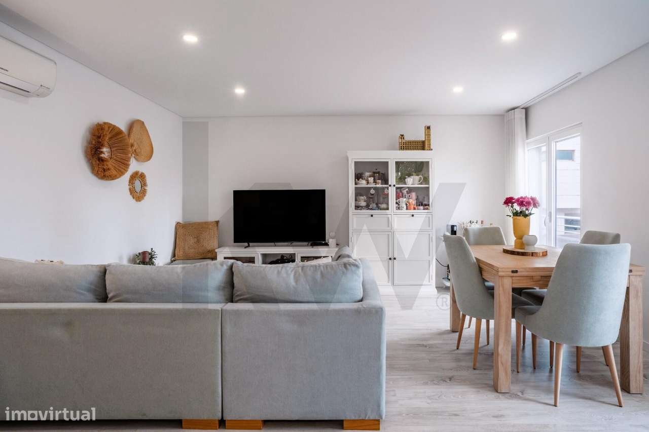 Luminoso T2 no Coração do Montijo – Conforto, Espaço e excelente Local - Grande imagem: 4/48