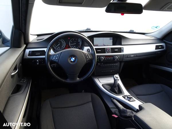 BMW Seria 3 - 10