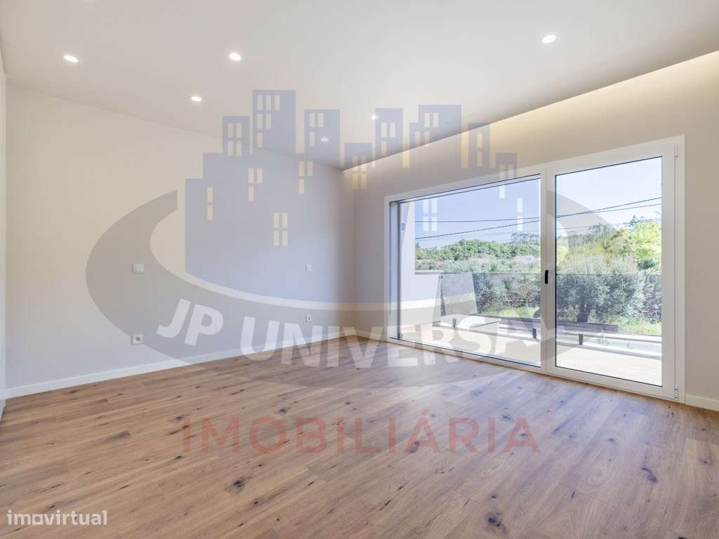 Vende-se Moradia T3 Exclusiva , Garagem, Jardim e Acabamentos de Luxo-29