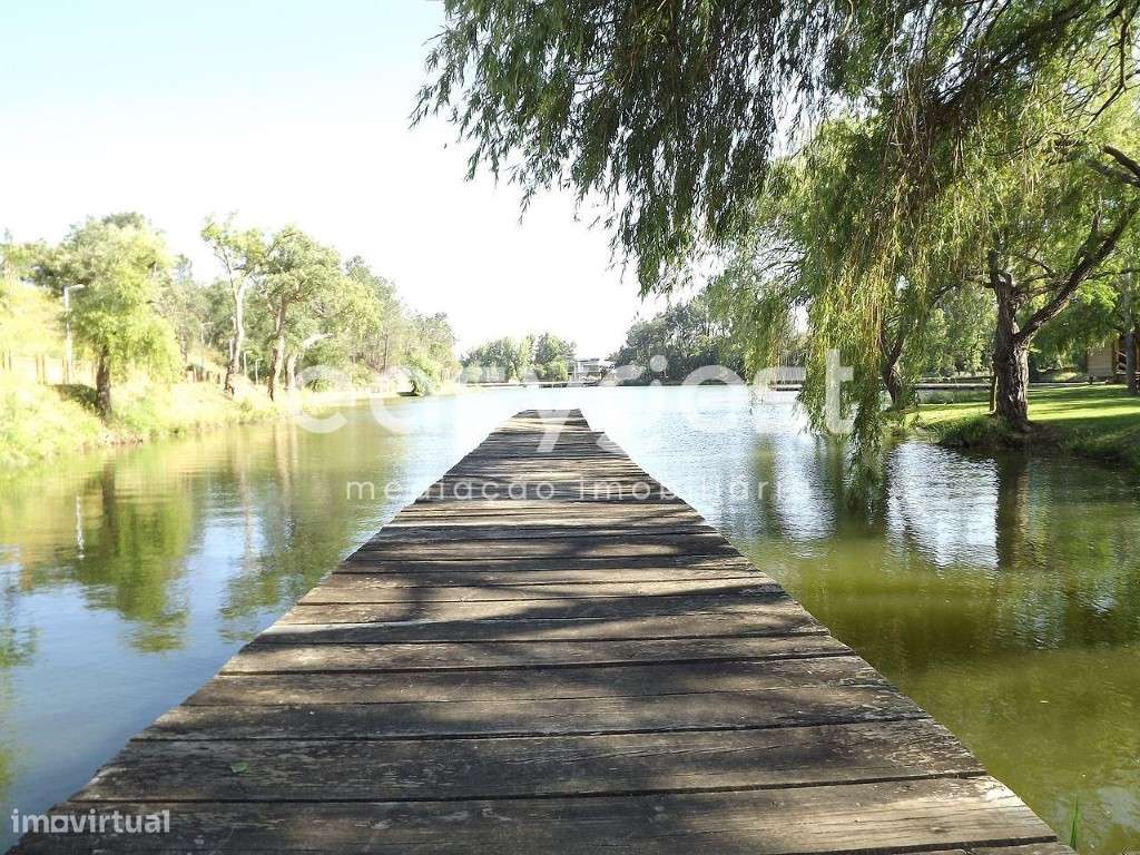 Terreno Urbano para construção na Barroca - Torres Novas - Grande imagem: 2/18