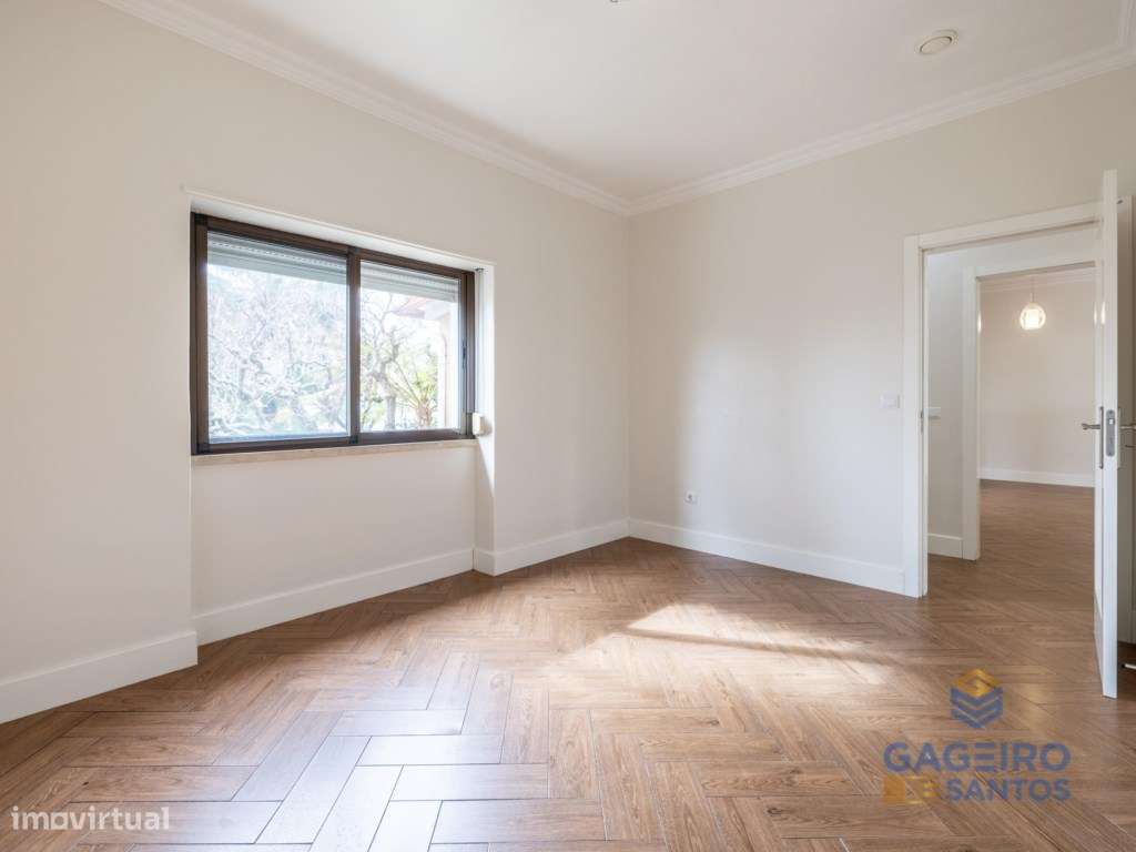 Moradia T2 com Jardim e Churrasqueira a 5 Minutos da Praia-31