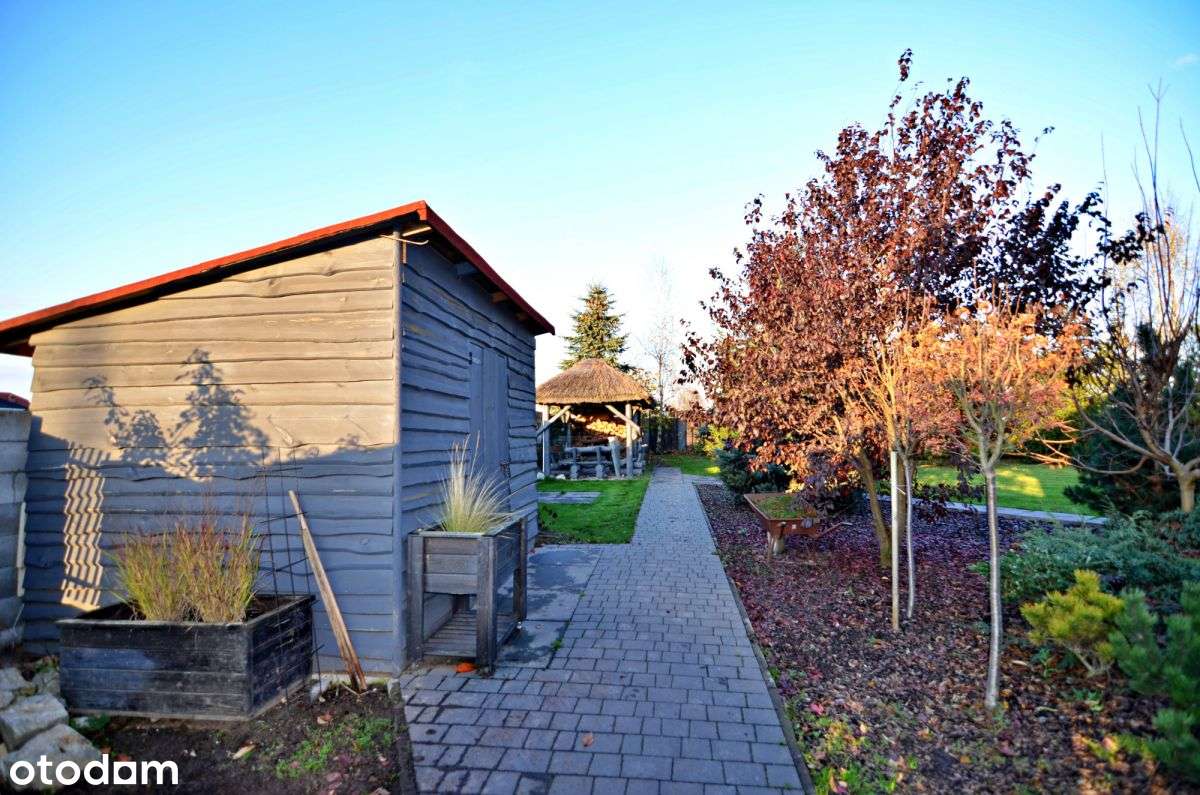 Atrakcyjny, zadbany dom z ogrodem w Cekanowie-3