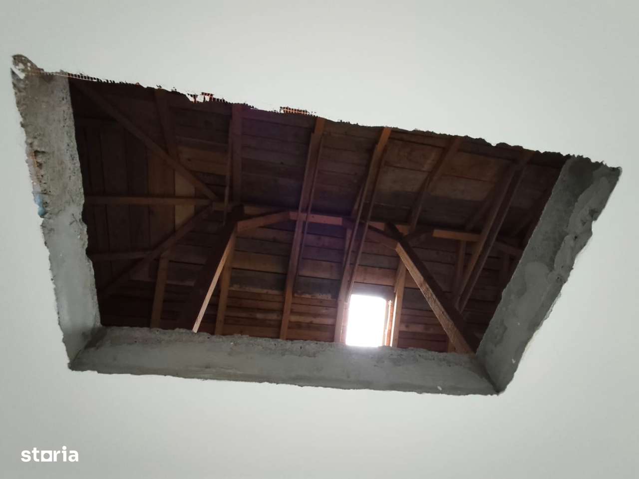 FARA COMISIOANE in Joita casa 4 camere 2 bai terasa PARTER + pod placa-12