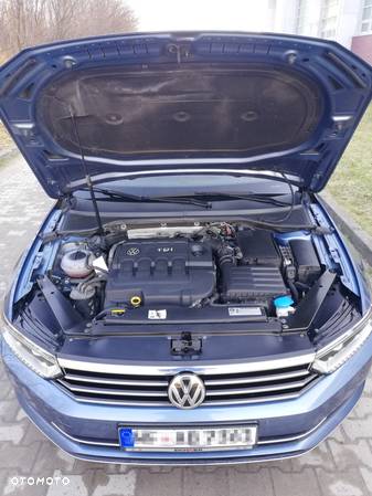 Volkswagen Passat Variant 2.0 TDI DSG (BlueMotion Technology) Highline - 27