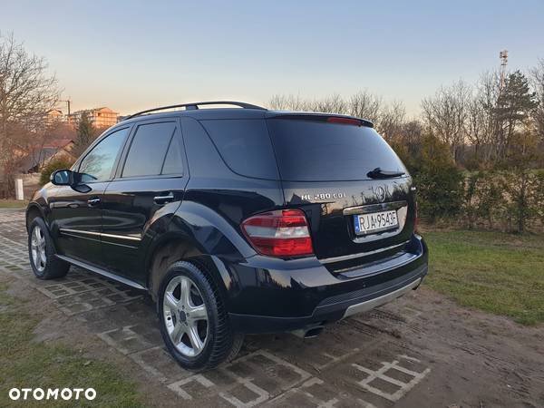 Mercedes-Benz ML 300 CDI 4Matic 7G-TRONIC DPF BlueEFFICIENCY - 4