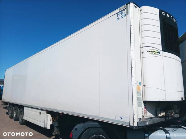 Schmitz Cargobull SKO24 - 3
