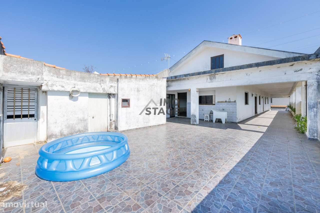 Moradia Térrea com Terreno 1.200m2 Excelente Oportunidade em Espinho-1