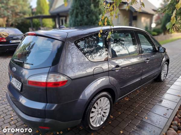 Ford S-Max 2.0 Titanium - 15