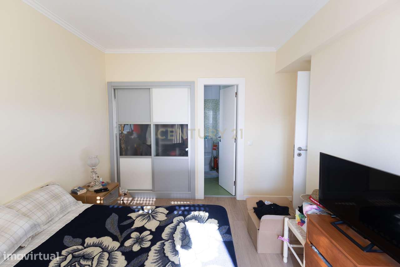 Apartamento T4 com Vista Desafogada - Grande imagem: 4/12