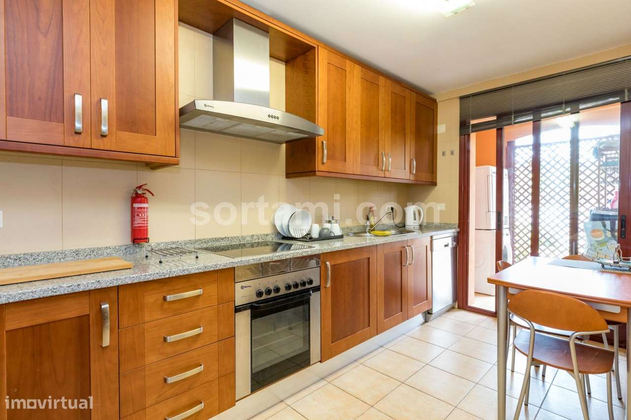 Moradia em Banda T3+1 Venda em Quarteira,Loulé - Grande imagem: 4/14