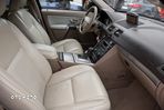 Volvo XC 90 3.2 AWD Geartonic Executive - 28