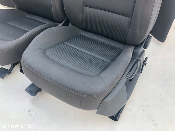 Fotele przednie podgrzewane materiał AUDI A4 B8 8K - 5