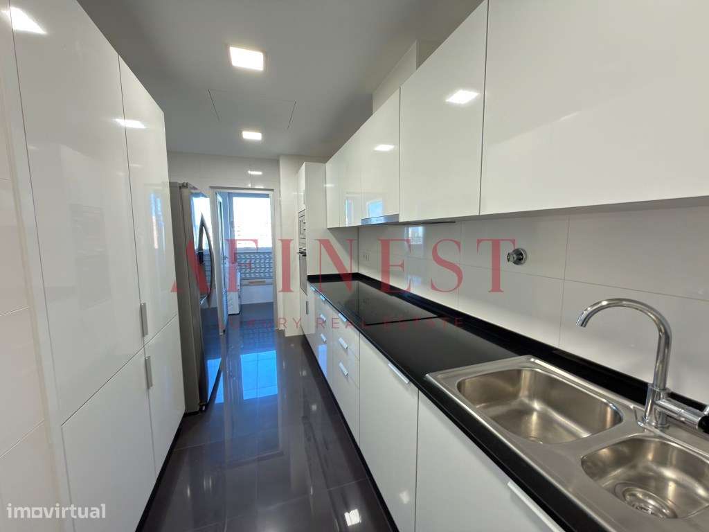 Apartamento T4 no Hera Residences - Lumiar | Garagem para 4 carros ... - Grande imagem: 2/18