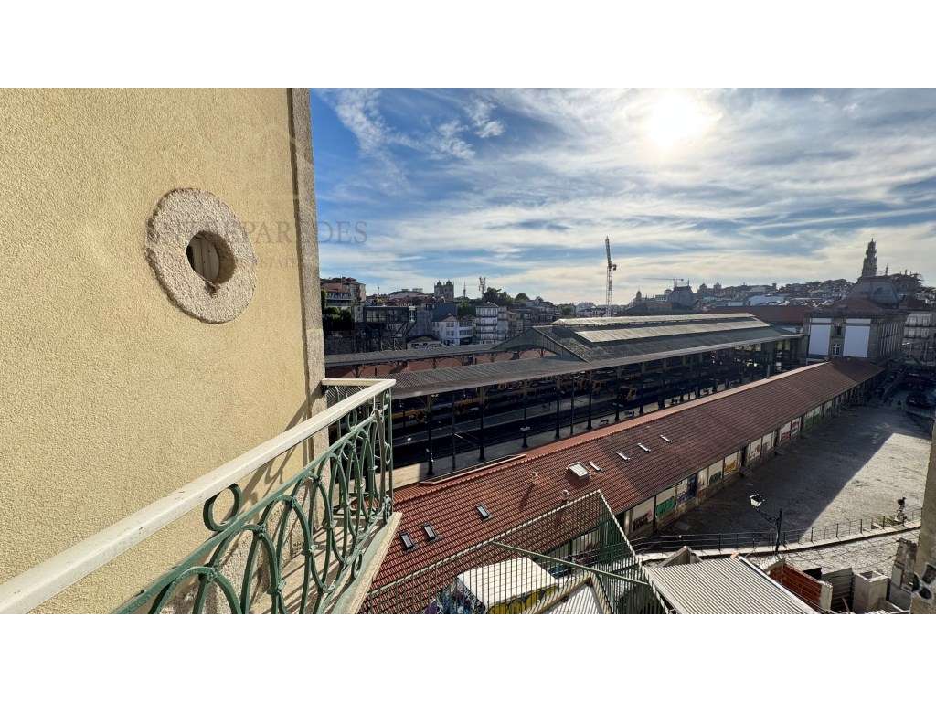 Apartamento T1 novo, para comprar junto a Avenida dos Aliados - Por... - Grande imagem: 2/19