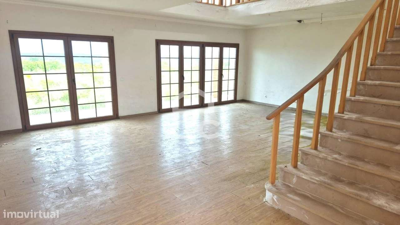 Moradia V3 para restauro-26