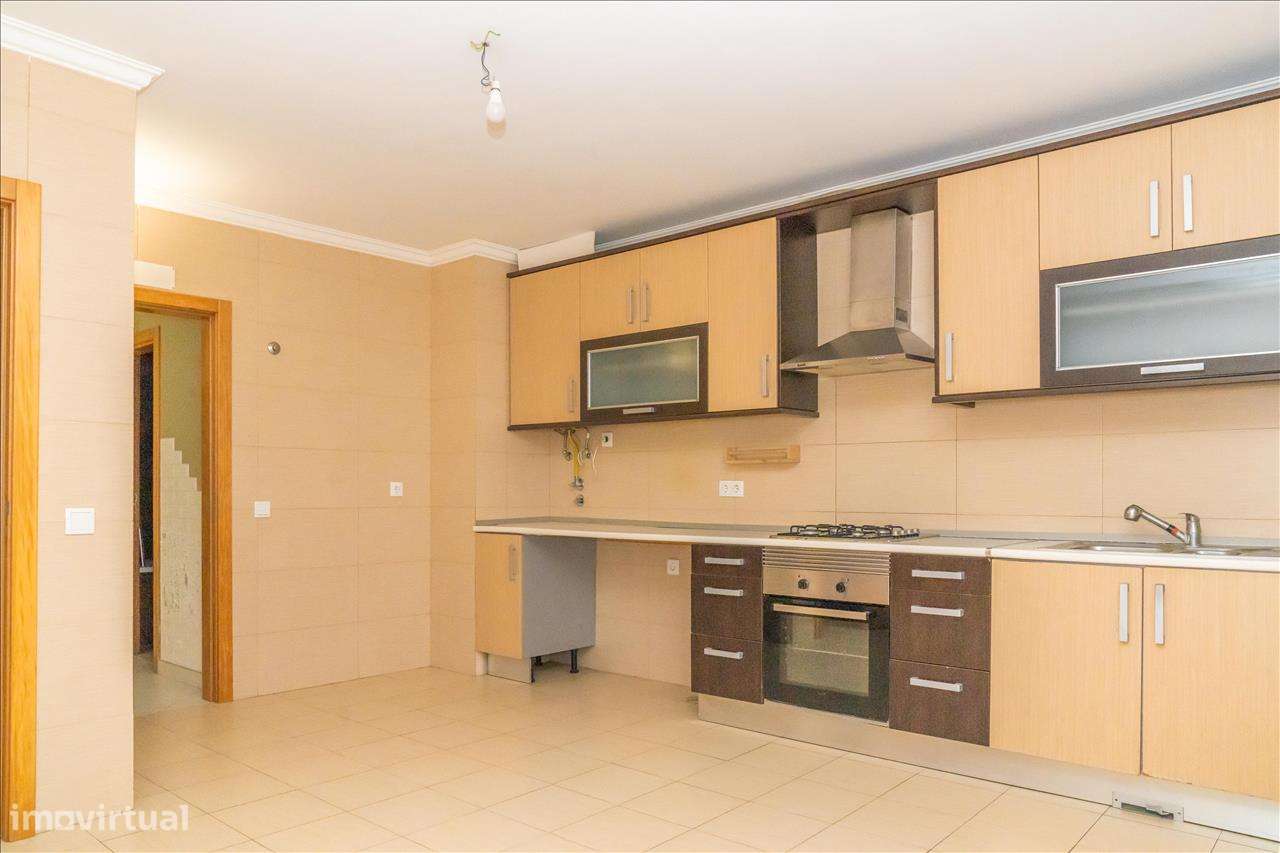 Apartamento em Setúbal, São Simão - Grande imagem: 4/21