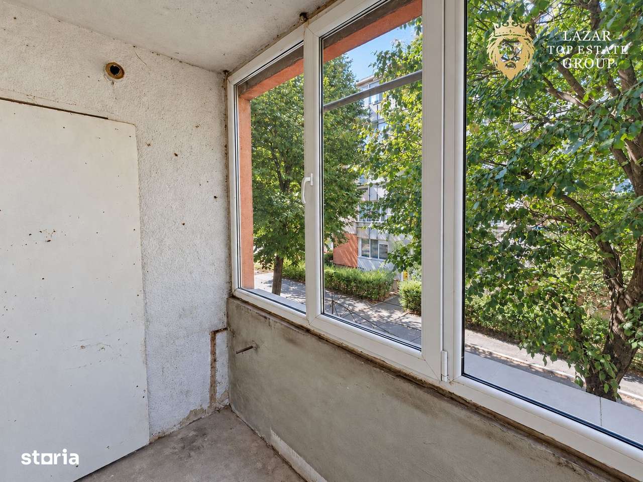 Apartament 2 camere zona 300 de vanzare-16
