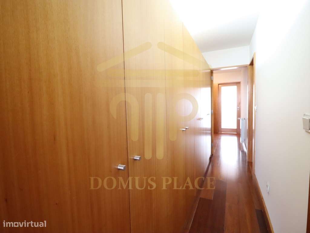 APARTAMENTO T2 COM ELEGÂNCIA, LUZ E LOCALIZAÇÃO PRIVILEGIADA | LEÇA...-9