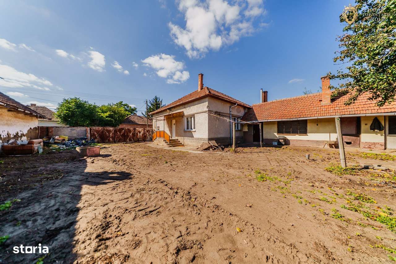 Casa 4 camere de Vanzare - Imagine principală: 3/20