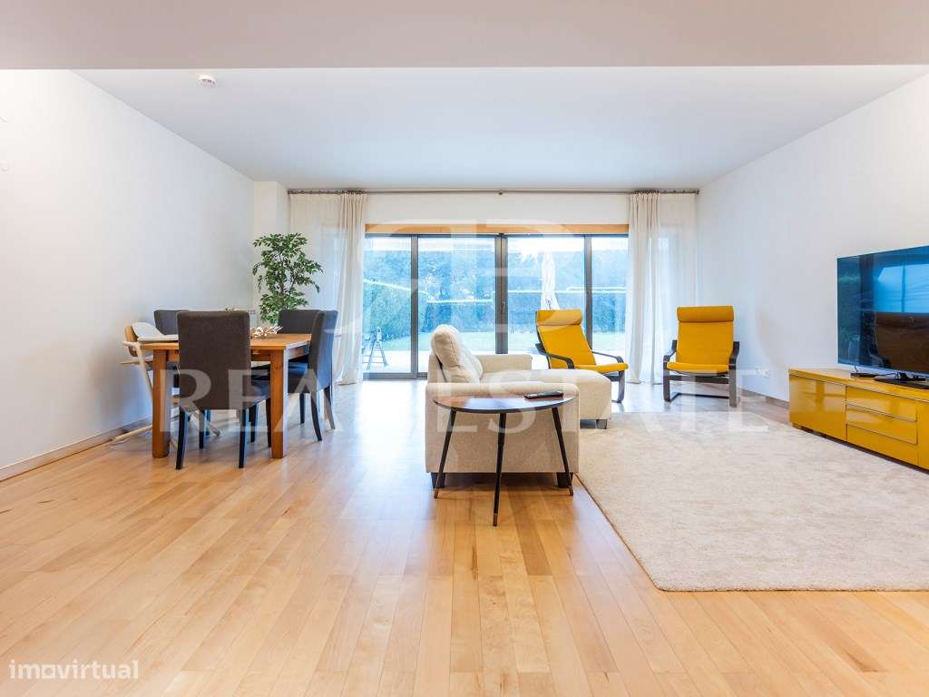 T2 no condominio SCALA Cascais | Jardim privado e jardim do condomí...-16