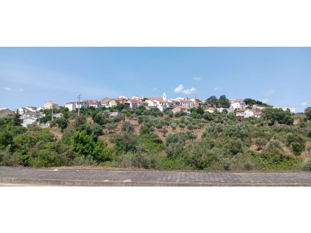 Lote de terreno urbano, destinado à construção de Moradia com uma á...-8