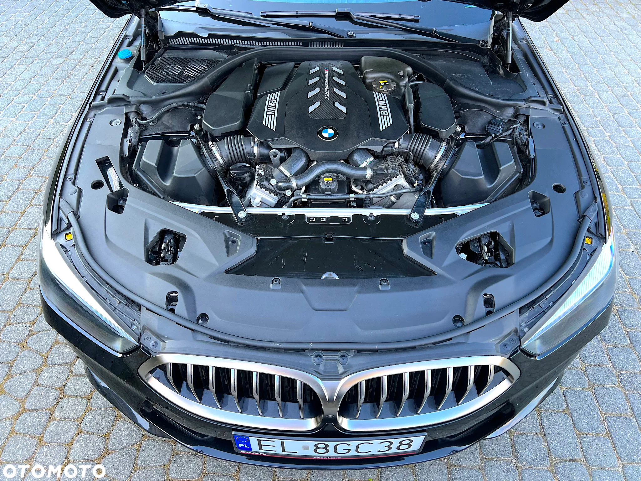 BMW Seria 8 M850i xDrive - 21