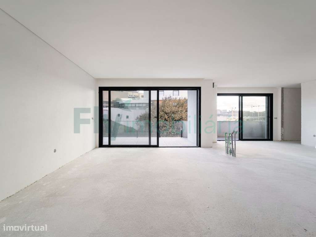 Apartamento T3 com excelente áreas em Lousada-6