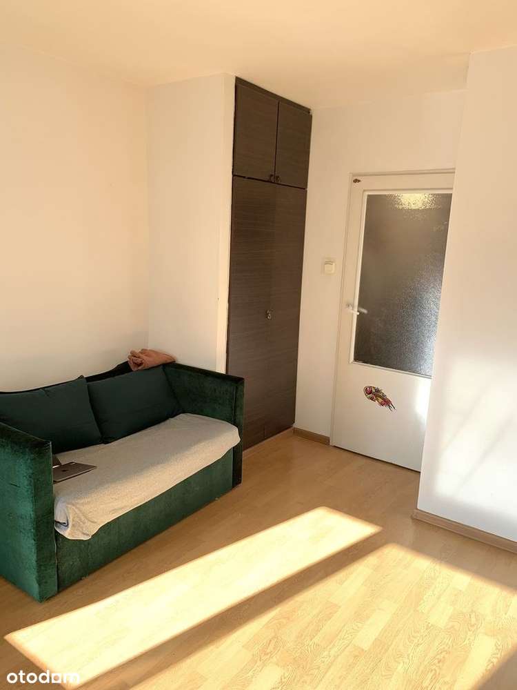 Kawalerka ścisłe centrum ul. Chmielna-10