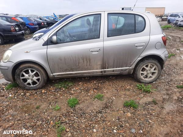 Dezmembrari/Dezmembrez Toyota Yaris - 2