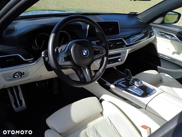 BMW Seria 7 750d xDrive - 5