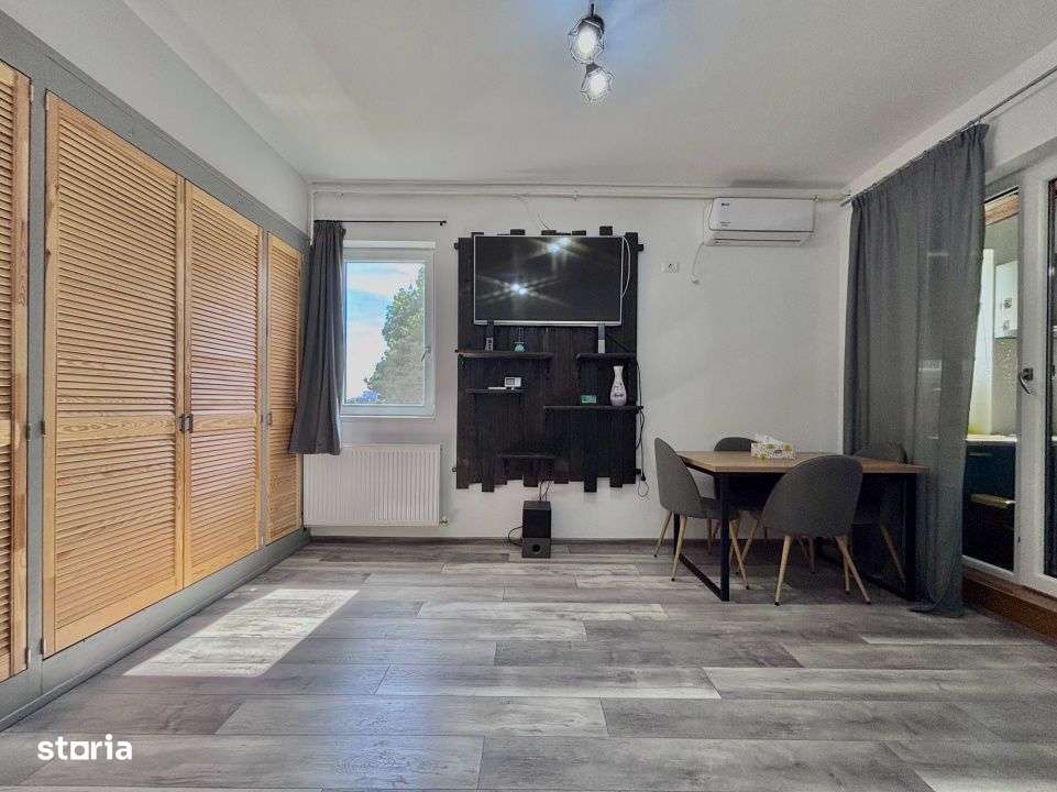 Ultracentral - Hanul cu Peste - La cativa pasi de plaja - Imagine principală: 3/8