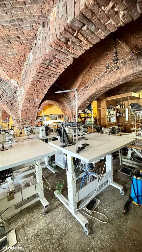 Nieruchomość do remontu w centrum, na parterze!-11