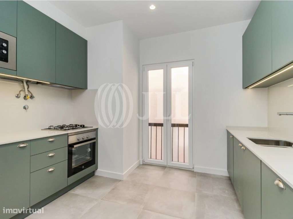 Apartamento T2, remodelado, na Estrela, em Lisboa - Grande imagem: 5/20