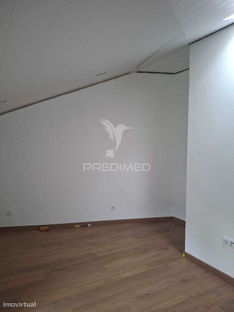 Moradia T2 remodelada em Santana da Carnota (Alenquer) - Grande imagem: 5/11