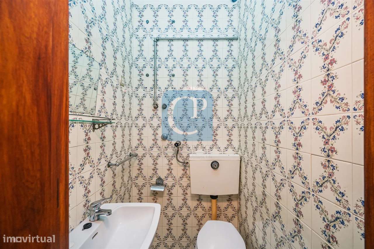 Moradia com dois apartamentos independentes em Vila Nova de Gaia-25