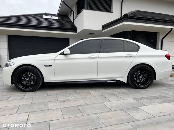 BMW Seria 5 525d xDrive - 3