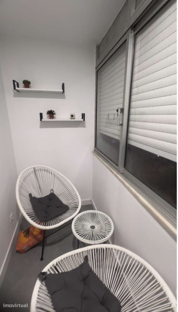 Apartamento Remodelado na Rua Jorge Claro em Setúbal - Grande imagem: 5/9