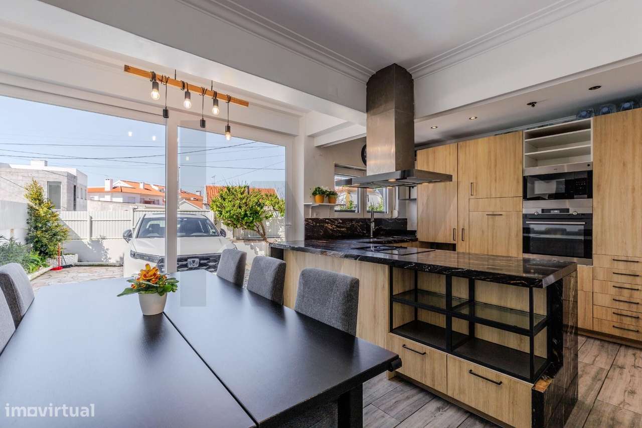 Moradia T6 em Cascais – Charme e História num Local Privilegiado - Grande imagem: 2/60