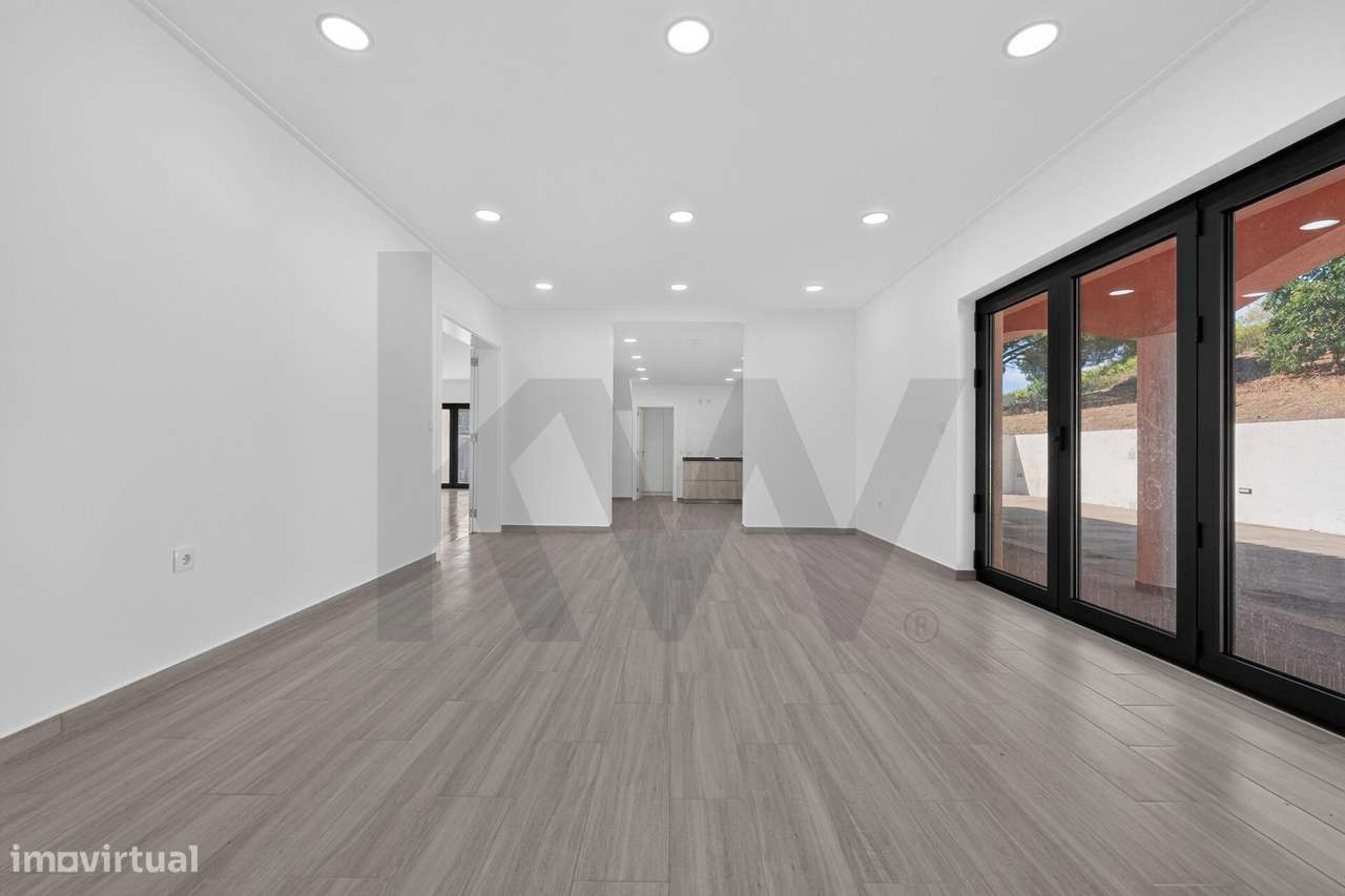 Moradia T5 com piscina e mais de 8.000 m2 de terreno | Seramena, Sobra-32