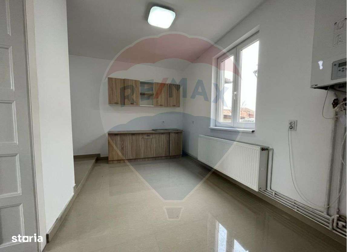 Spațiu de Birouri / Rezidențial – Prima Închiriere - Imagine principală: 5/9