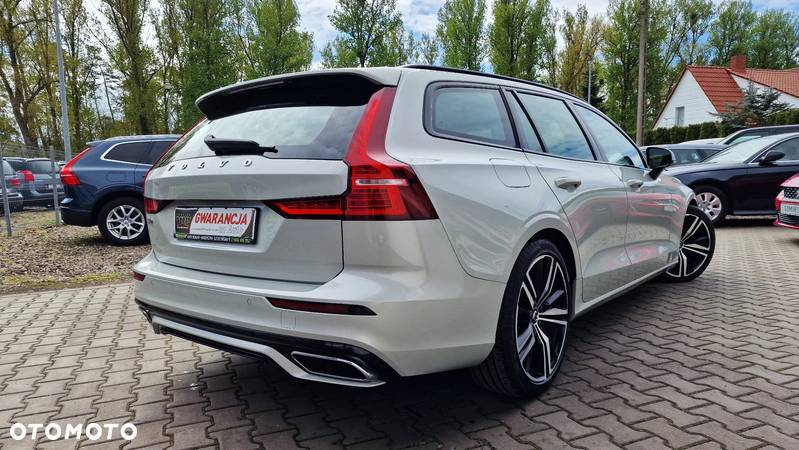 Volvo V60 D3 Geartronic R-Design - 3