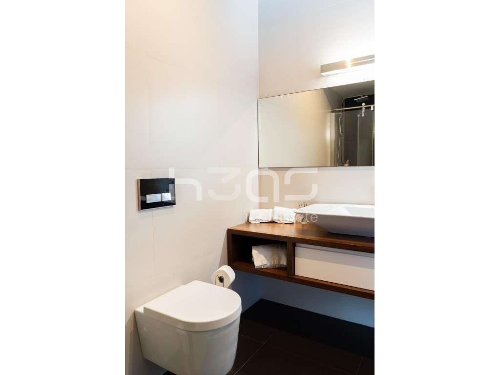 MORADIA T4 COM PISCINA INTERIOR - ONDE A NATUREZA MARCA PRESENÇA-18