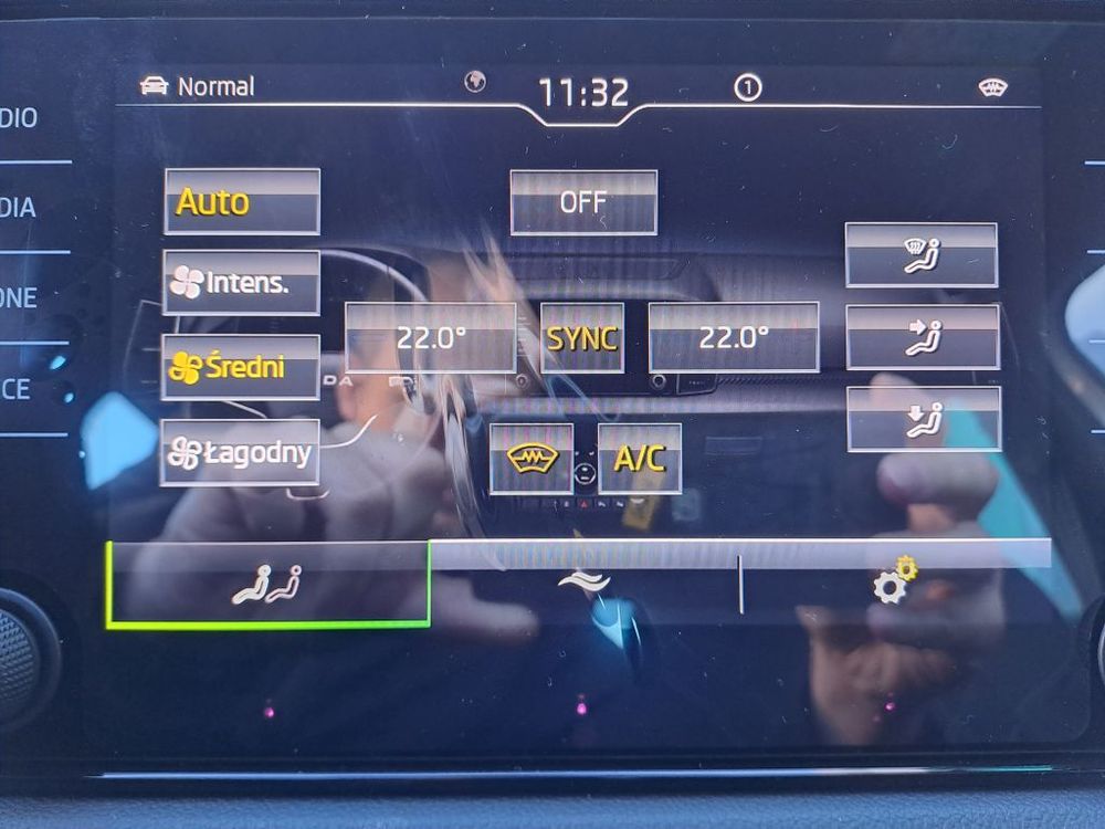 SKODA KAROQ 1.5 TSI 150KM DSG SPORTLINE, dostępny od ręki