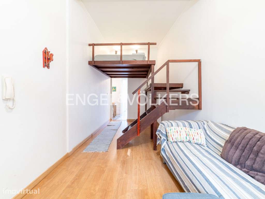 T1 na Graça com Terraço e Mezzanine - Grande imagem: 5/17