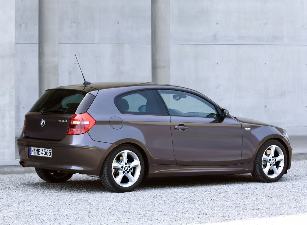 BMW 1 Series E81/E87 (2004-2013) 118i 2009
