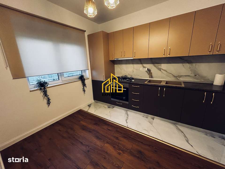 Casa Bragadiru central/4 camere/300 MP - Imagine principală: 4/10