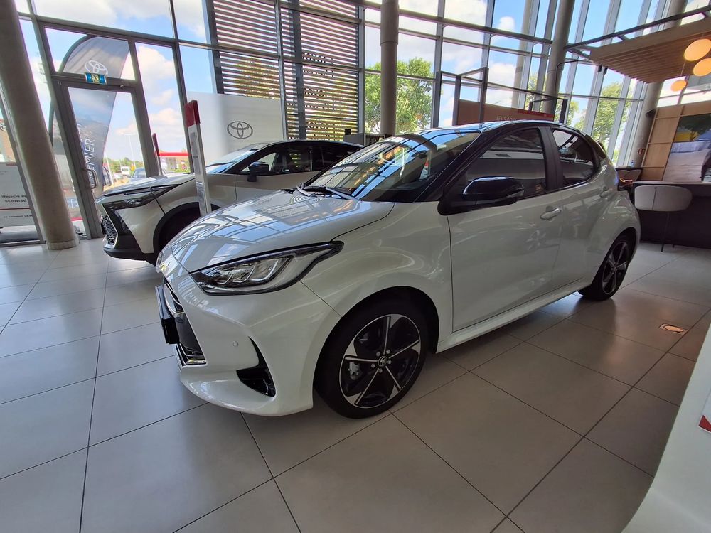 Toyota Yaris IV (2020-) Hybrid 1.5 Executive 2026